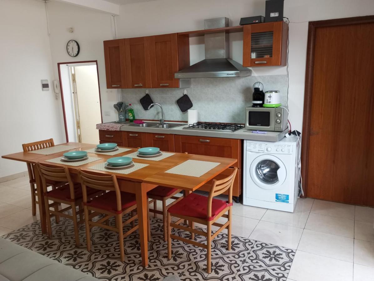 Spaccanapoli House Екстериор снимка