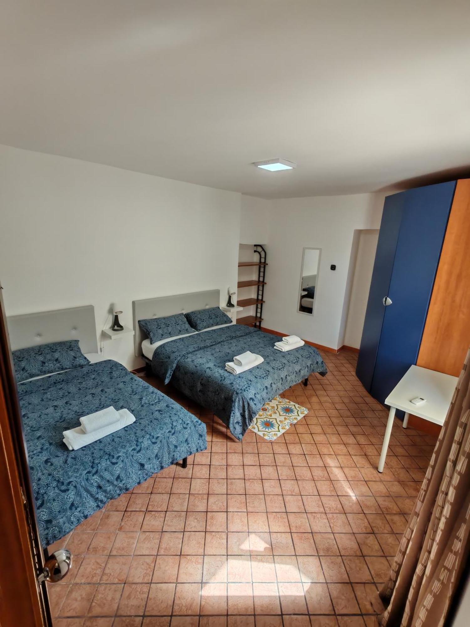Spaccanapoli House Екстериор снимка